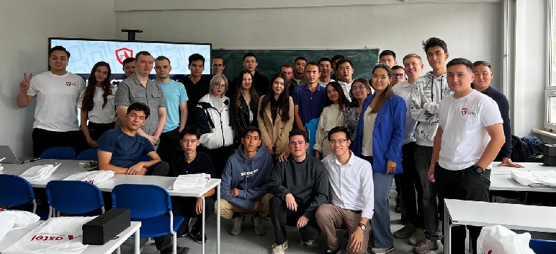 Cтуденты Energo University обсудили тему кибербезопасности с профессиональной командой ASTEL 