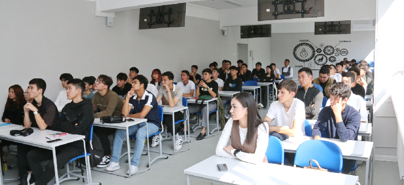 Профессор Energo University провел открытую лекцию для студентов на тему АЭС