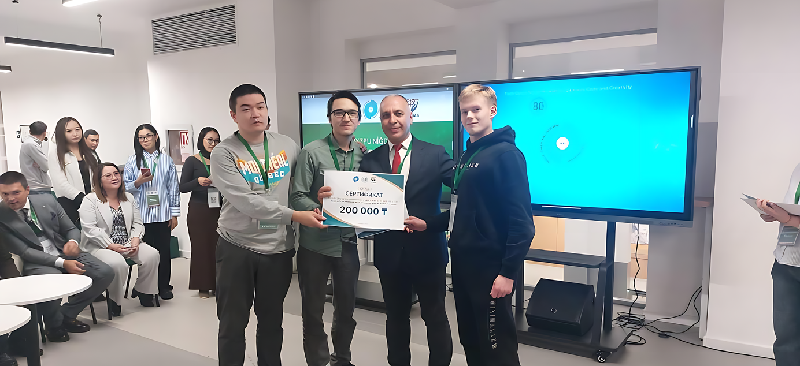 Команда Energo University - призер республиканского хакатона по программированию 